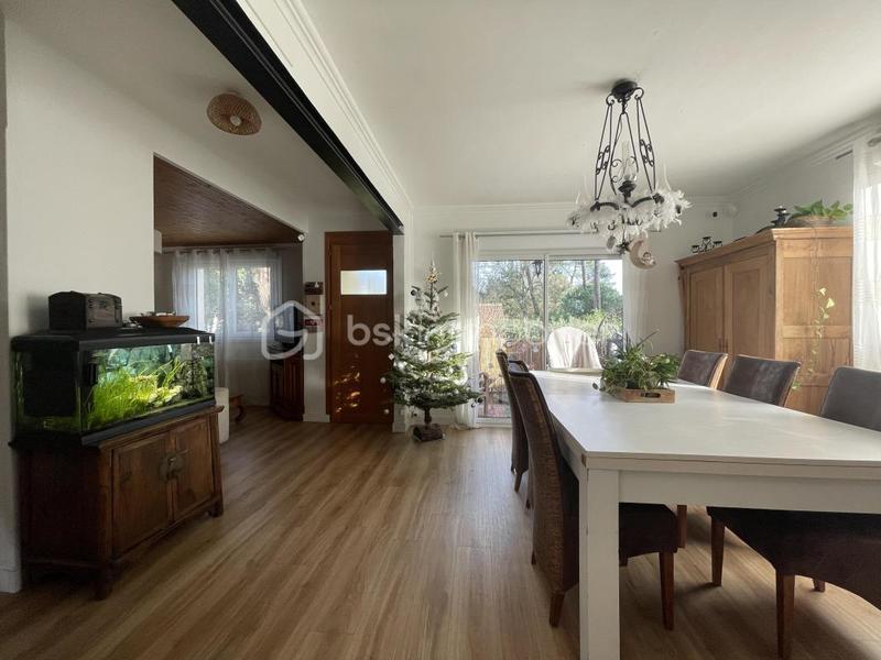 Maison - 130 m² - 6 pièces