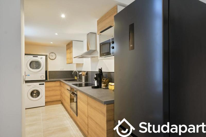 Chambre - 12 m² - 1 pièce