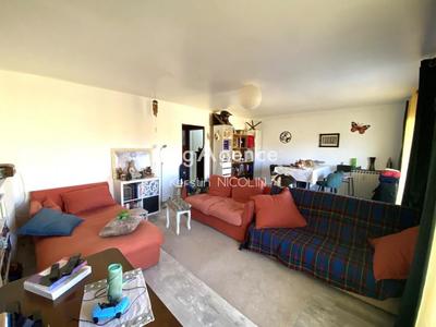 Appartement - 74 m² - 3 pièces