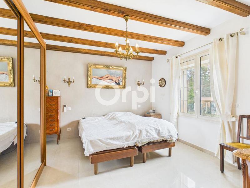 Villa - 285 m² - 9 pièces