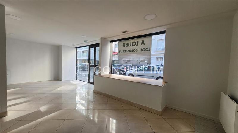 Local commercial - 79 m²