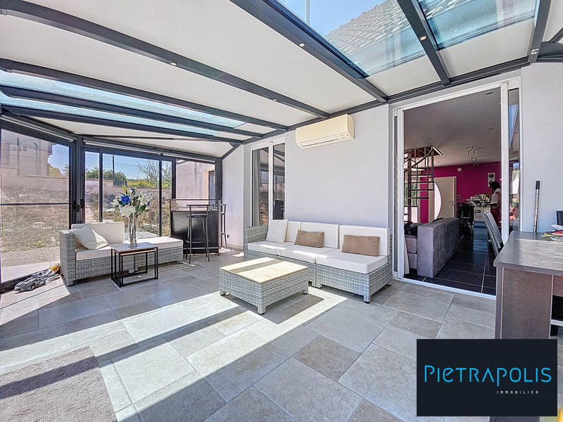 Maison - 161 m² - 5 pièces