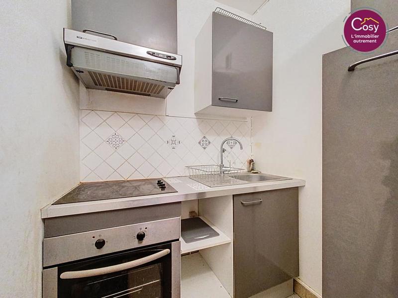 Studio - 25 m² - 1 pièce