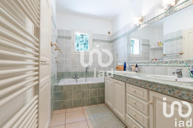 Maison de maîtres - 257 m² - 6 pièces