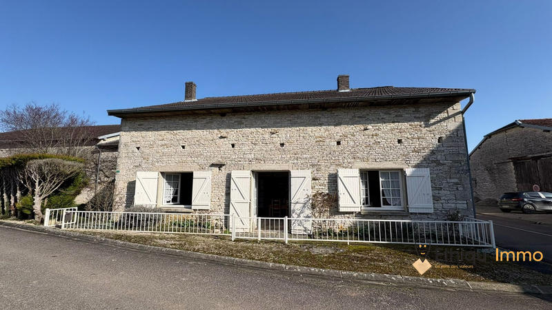 Maison - 74 m² - 4 pièces