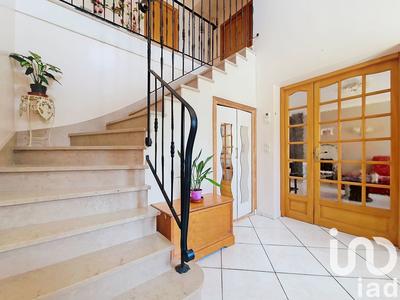 Maison - 180 m² - 7 pièces