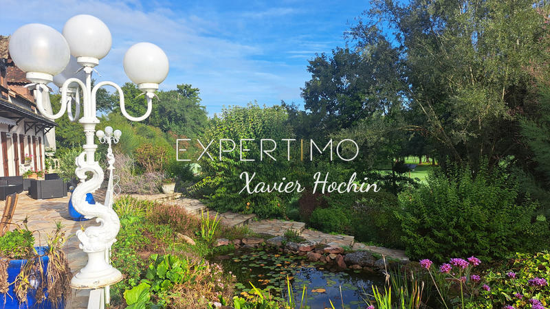 Maison - 277 m² - 7 pièces