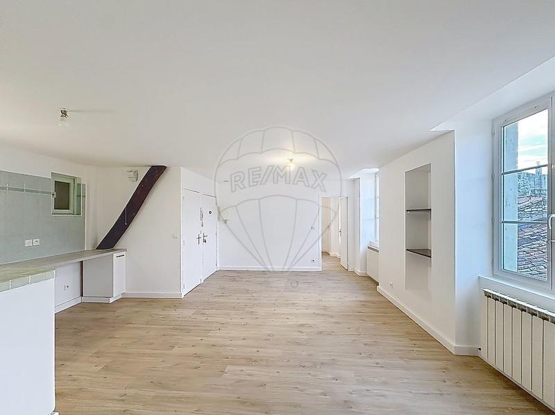 Appartement - 50 m² - 2 pièces