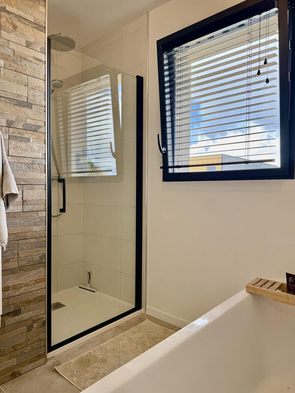 Maison contemporaine - 96 m² - 5 pièces