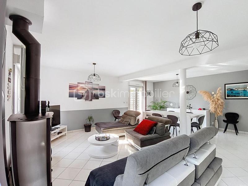 Maison - 101 m² - 4 pièces