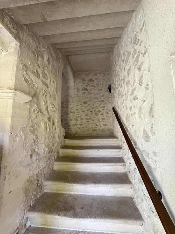 Maison de village - 338 m² - 15 pièces