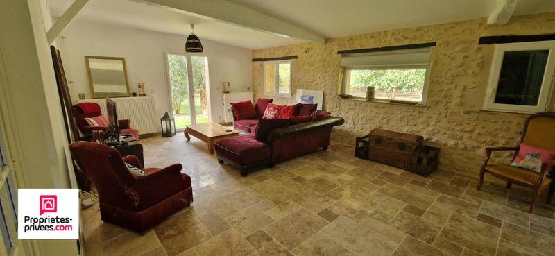 Maison - 235 m² - 7 pièces