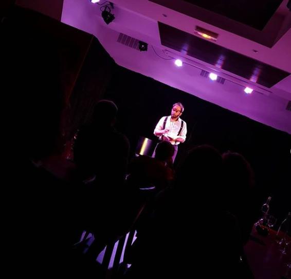 Ailleurs c'est Ici à Vienne café-théâtre et restaurant