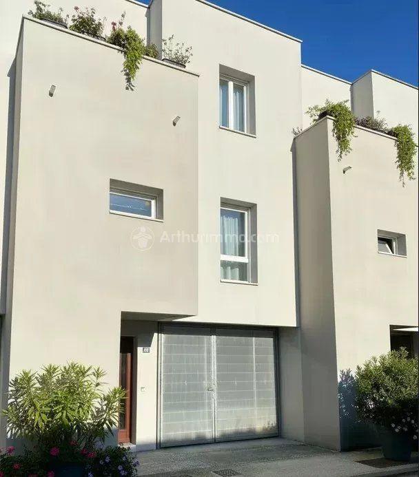 Maison - 86 m² - 5 pièces