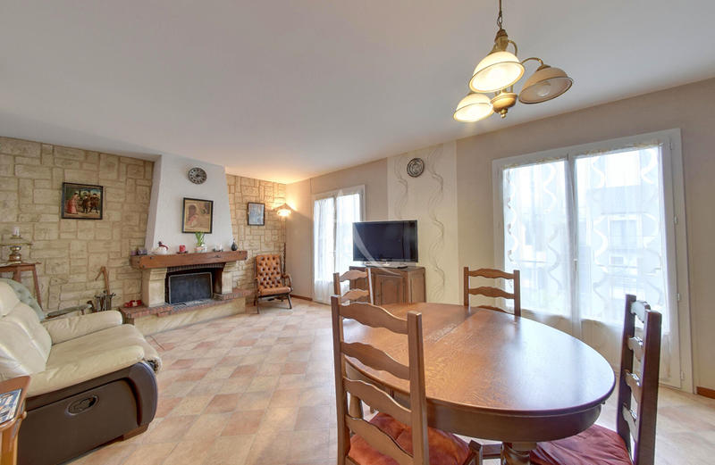 Maison - 133 m² - 6 pièces