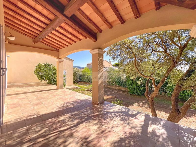 Villa - 190 m² - 6 pièces