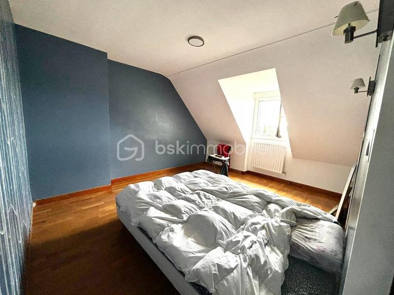 Pavillon - 130 m² - 7 pièces