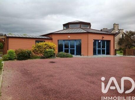 Maison - 465 m² - 17 pièces