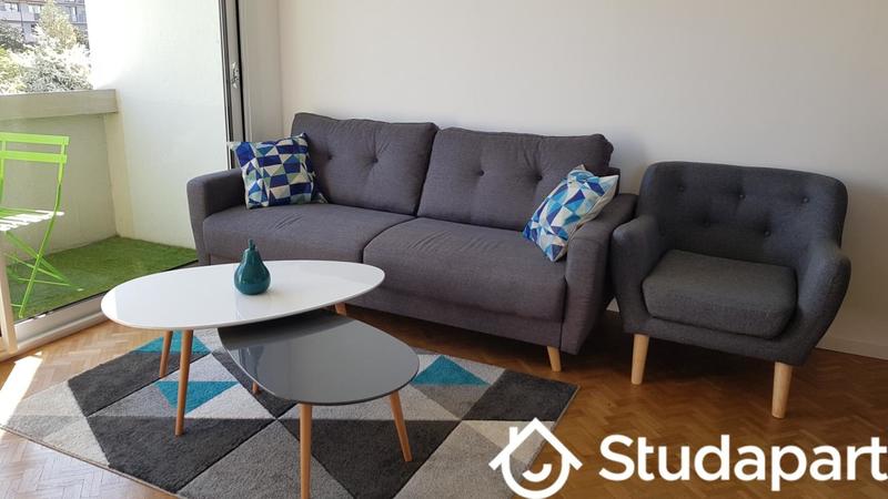 Chambre - 11 m² - 1 pièce