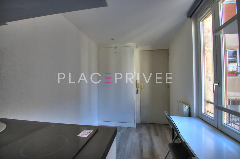 Appartement - 9 m² - 1 pièce
