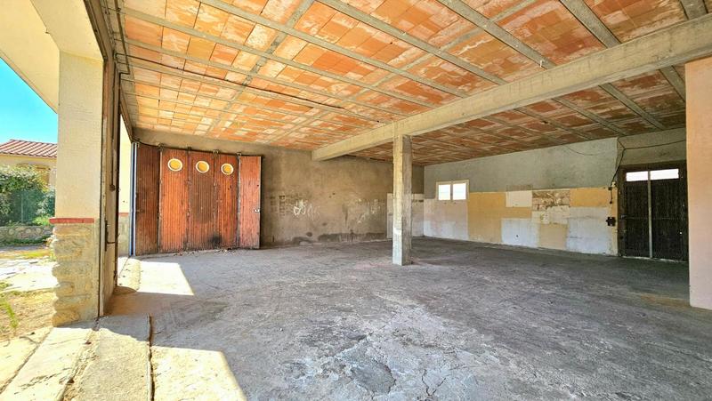 Maison - 220 m² - 5 pièces