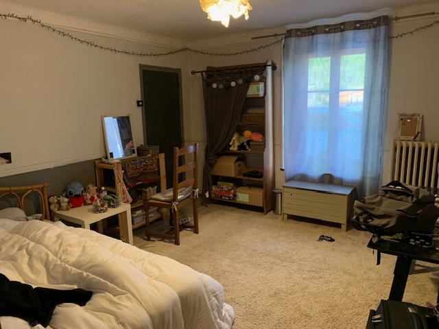 Maison - 221 m² - 8 pièces