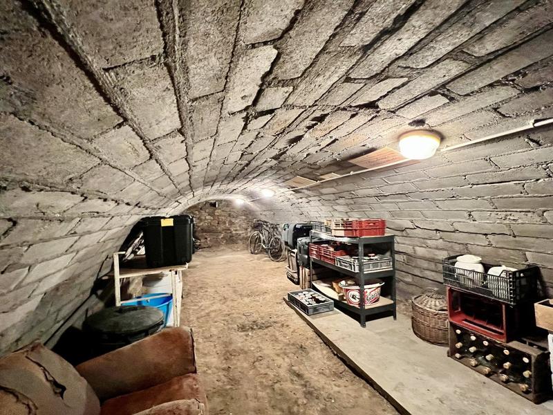 Maison - 200 m² - 4 pièces