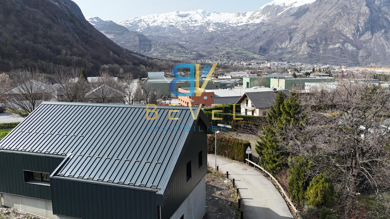 Maison - 160 m² - 6 pièces