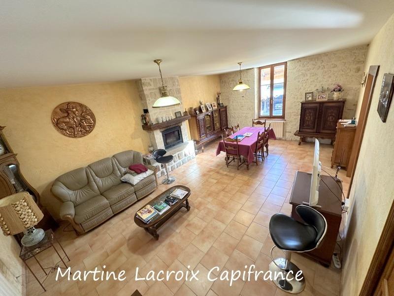 Maison de campagne - 180 m² - 7 pièces