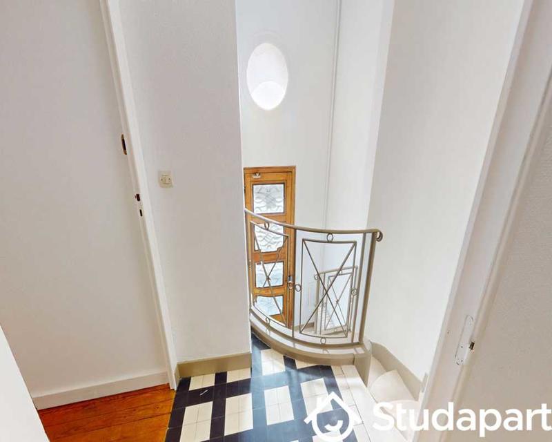 Chambre - 57 m² - 1 pièce