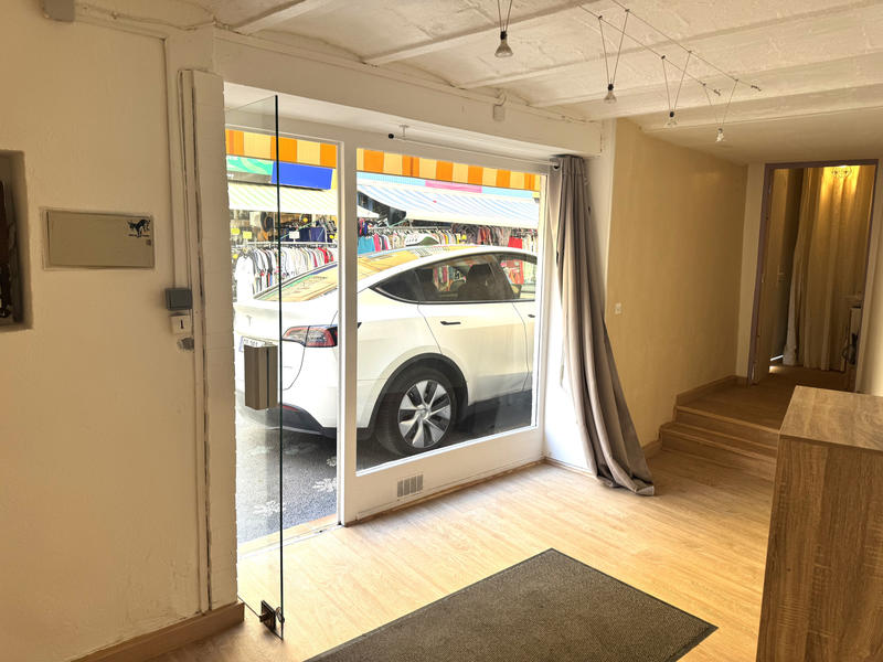 Local d'activités - 14 m²