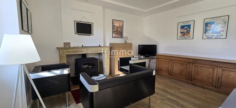 Maison en pierre - 225 m² - 6 pièces