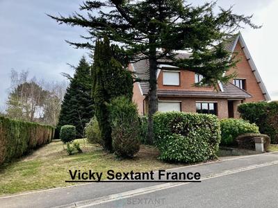 Maison - 200 m² - 7 pièces