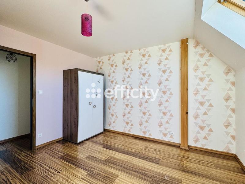 Maison - 248 m² - 7 pièces