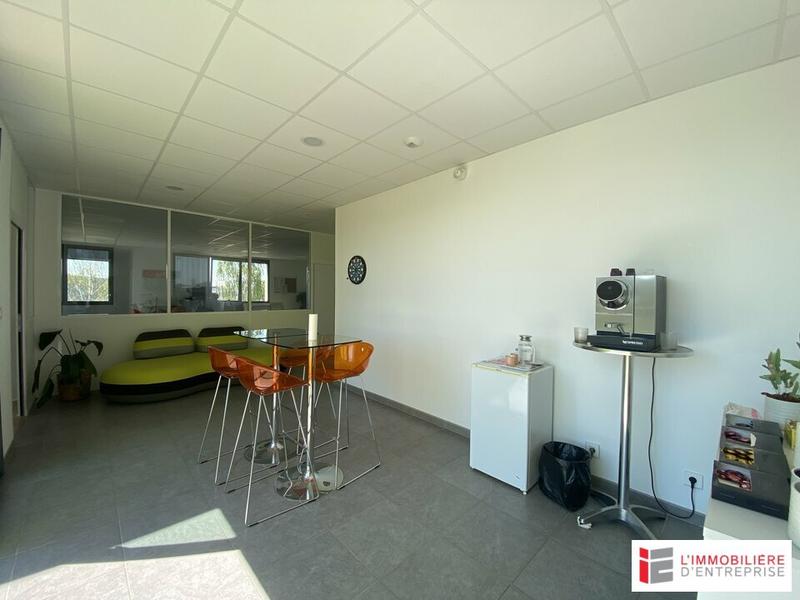 Bureau - 274 m²