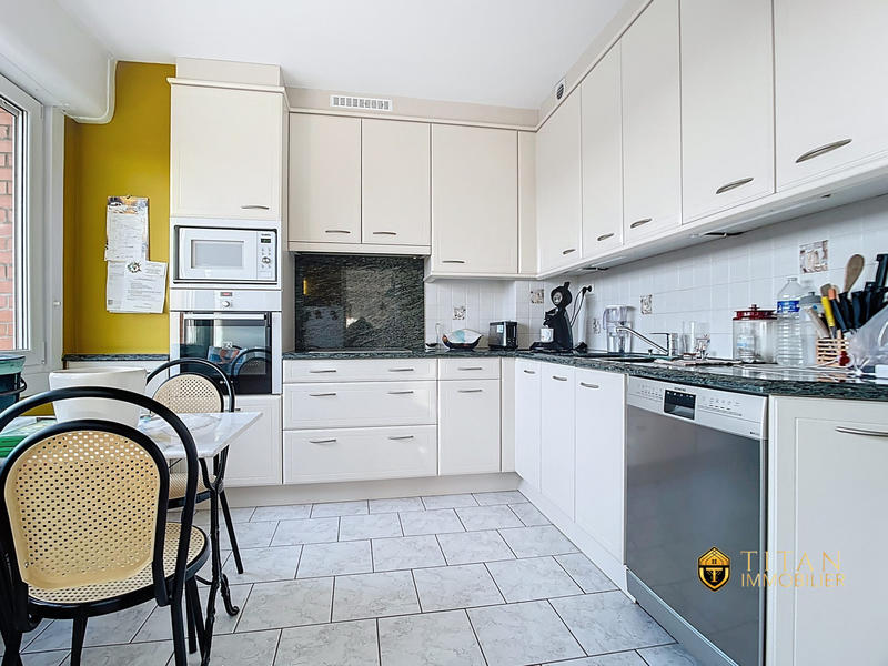 Appartement - 110 m² - 5 pièces