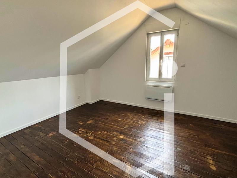 Maison - 83 m² - 5 pièces