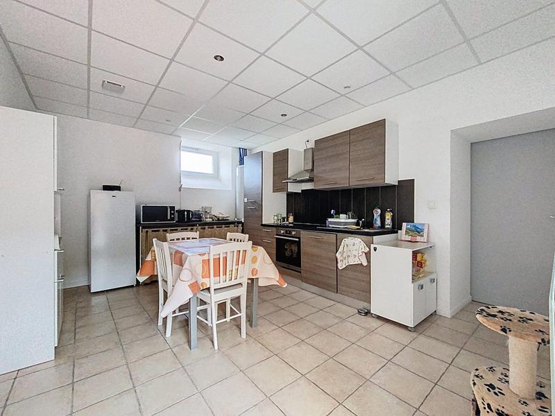 Maison - 258 m² - 6 pièces