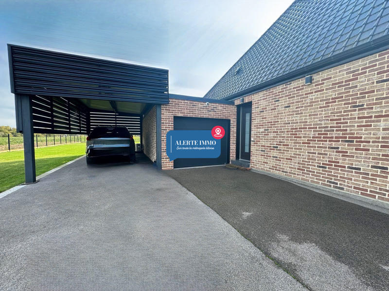 Maison - 180 m² - 5 pièces