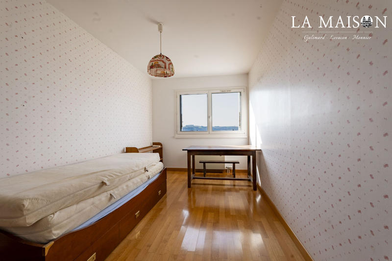 Appartement - 91 m² - 4 pièces