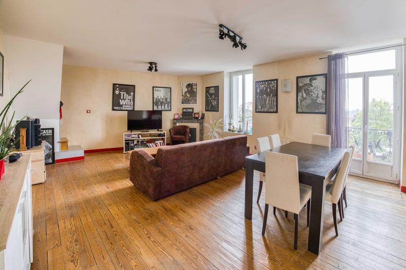 Duplex - 77 m² - 5 pièces