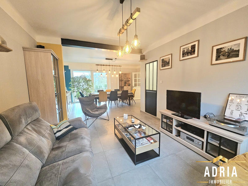 Maison - 102 m² - 6 pièces