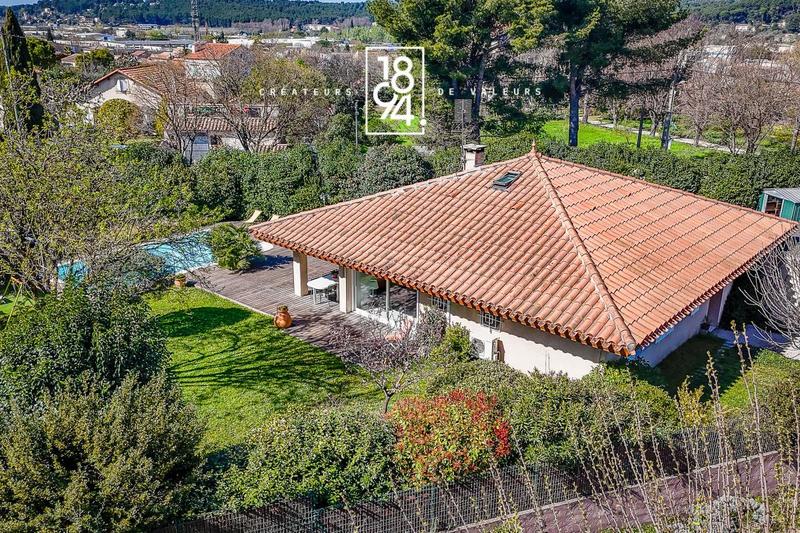 Maison d'architecte - 141 m² - 5 pièces