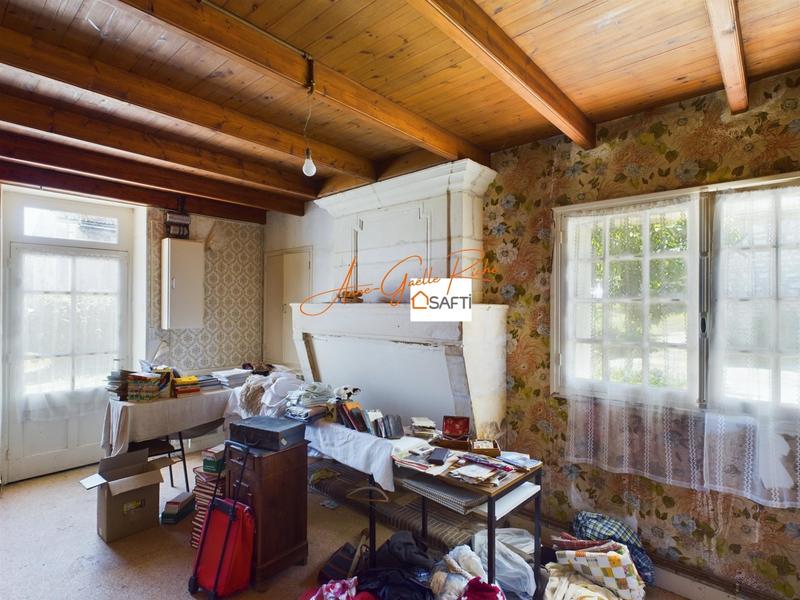 Maison - 260 m² - 12 pièces