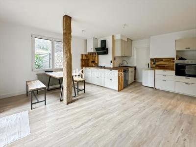 Maison de ville - 180 m² - 6 pièces