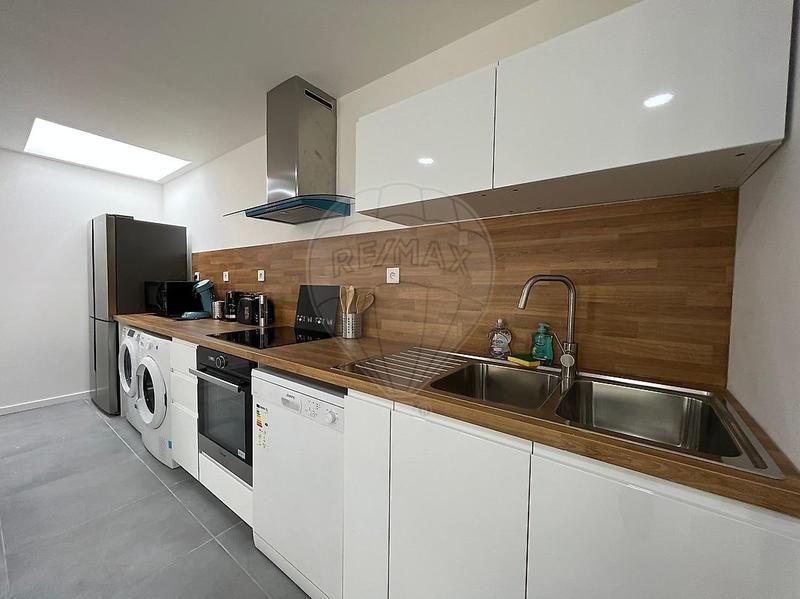 Maison - 224 m² - 13 pièces