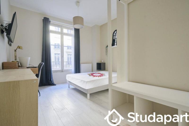 Chambre - 15 m² - 1 pièce