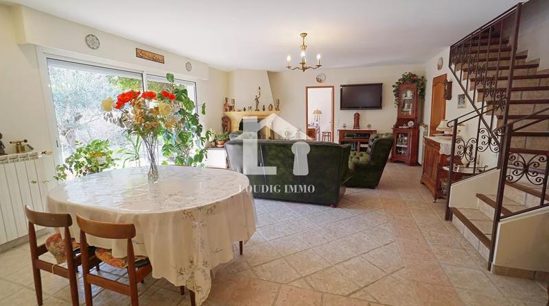 Villa - 155 m² - 7 pièces