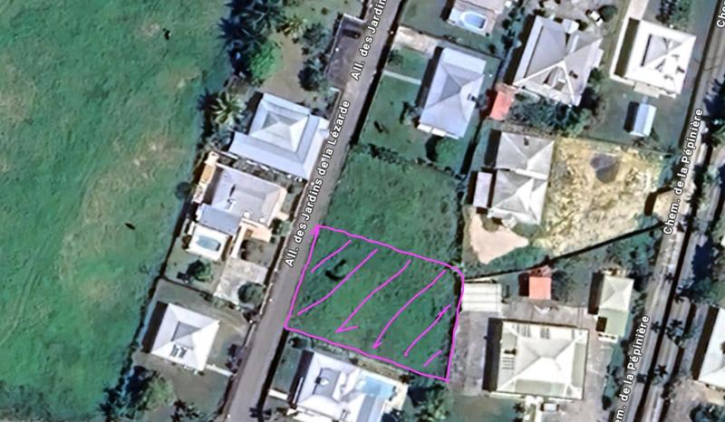 Terrain constructible - 800 m²