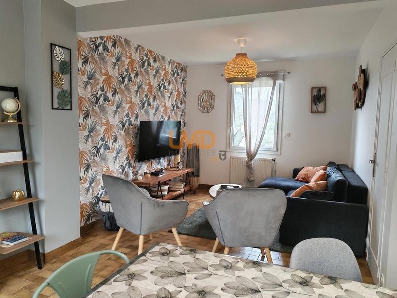 Maison - 144 m² - 7 pièces